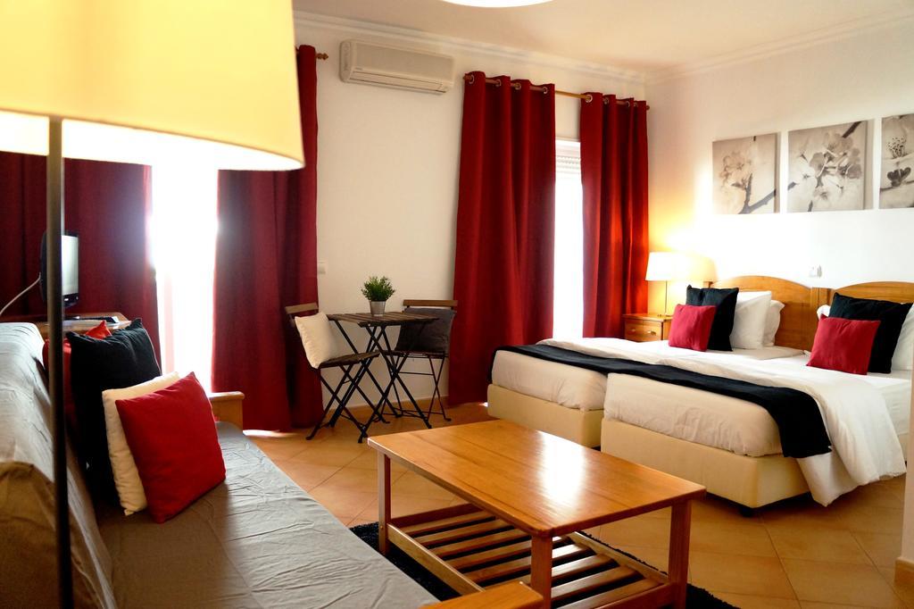 Oasis Beach Apartments Praia Da Luz Luaran gambar