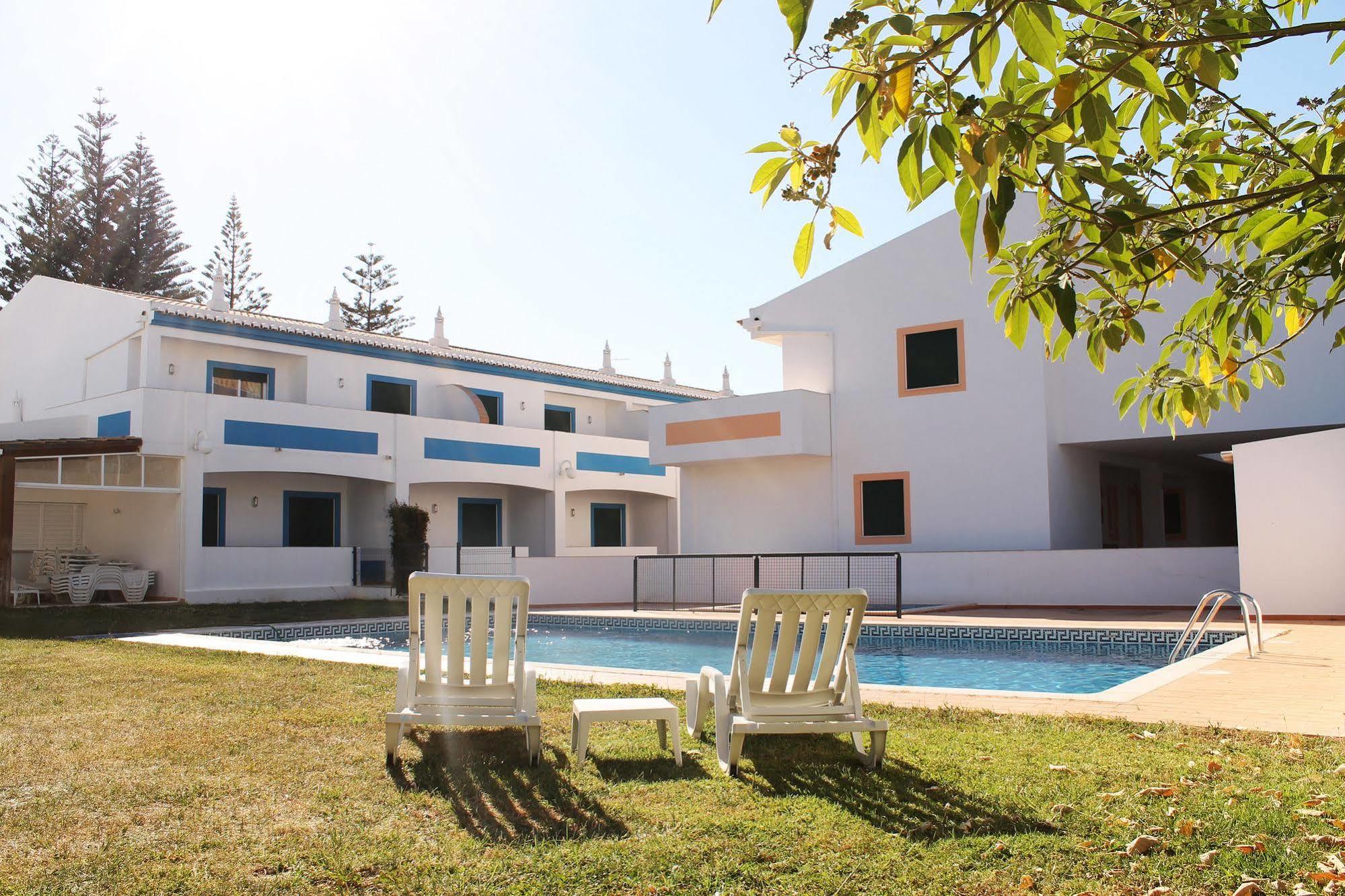 Oasis Beach Apartments Praia Da Luz Luaran gambar